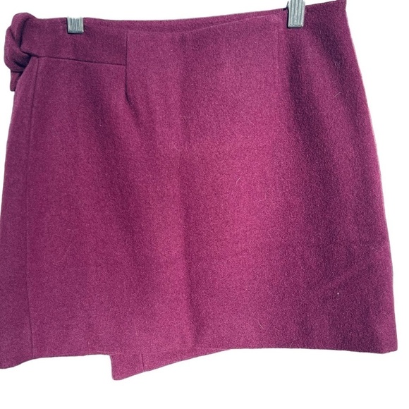 KATE SPADE Saturday Wool Mini Skirt Faux Wrap Maroon Buckle asymmetrical - Picture 2 of 5